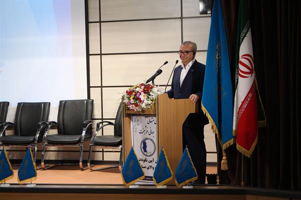 نخستین آئین نکوداشت مادران نمونه استان کرمان