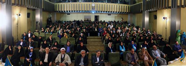 نخستین آئین نکوداشت مادران نمونه استان بوشهر