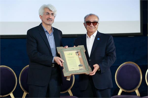 نخستین آیین نکوداشت مادران نمونه دارای فرزند معلول در فارس