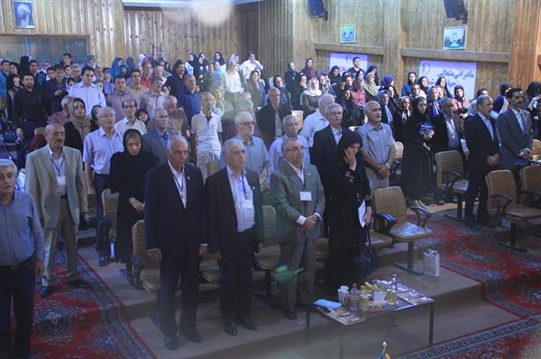 نخستین آئین نکوداشت مادران نمونه استان همدان