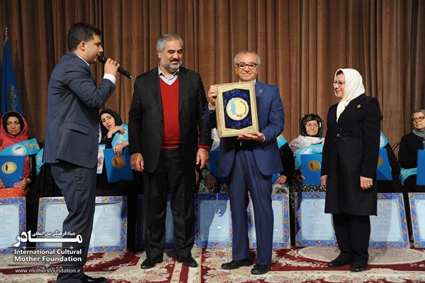 نکوداشت استان کردستان