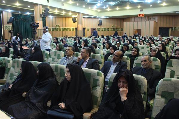 نخستین آئین نکوداشت مادران نمونه استان یزد