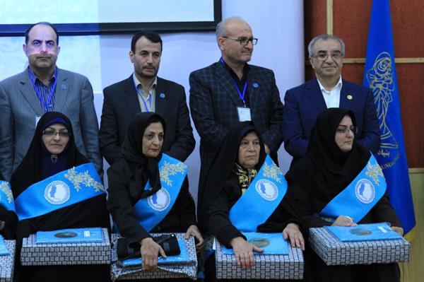 نخستین آئین نکوداشت مادران نمونه قزوین