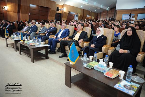 نخستین آیین نکوداشت مادران نمونه استان کهگیلویه و بویراحمد