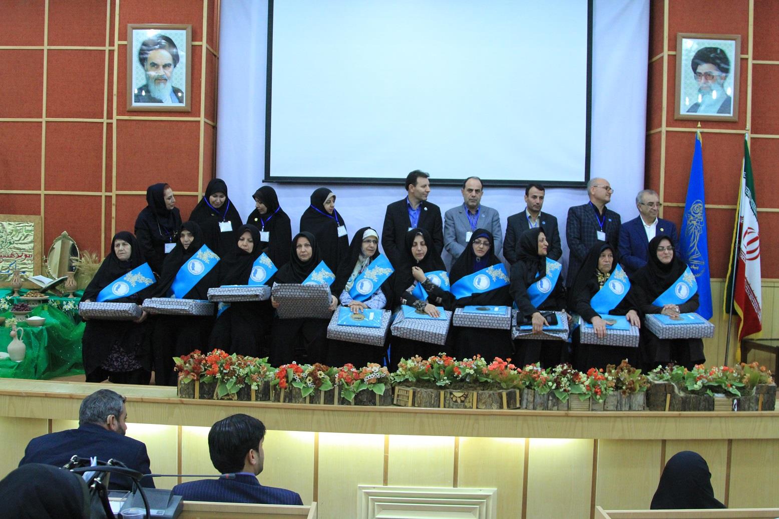 نخستین آئین نکوداشت مادران نمونه قزوین