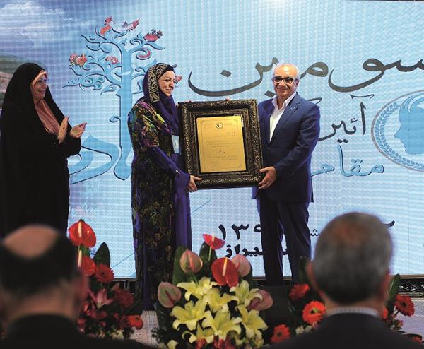 سومین آئین نکوداشت مقام والای مادر در شهر شیراز