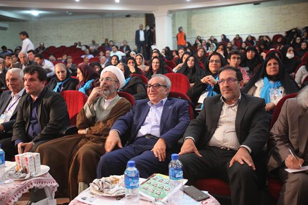 نخستین آئین نکوداشت مادران نمونه شهرستان لارستان