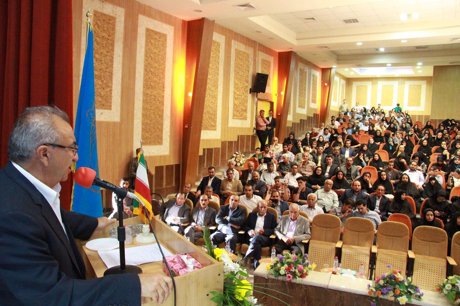 نخستین آئین نکوداشت مادران نمونه شهرستان جهرم