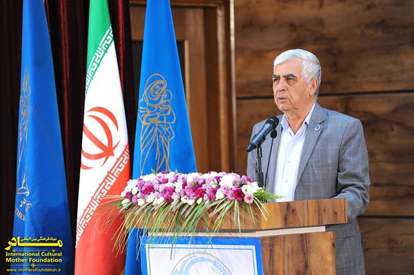 نخستین آیین نکوداشت مادران نمونه شهرستان فسا