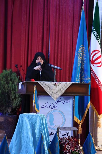 نخستین آئین نکوداشت مادران نمونه شهرستان سروستان