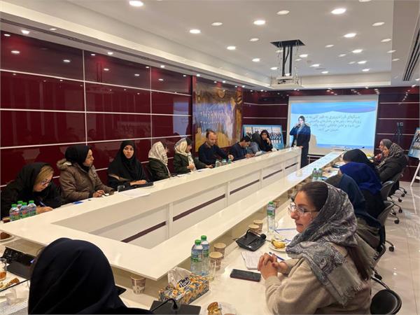 اولین دوره در مسیر آگاهی